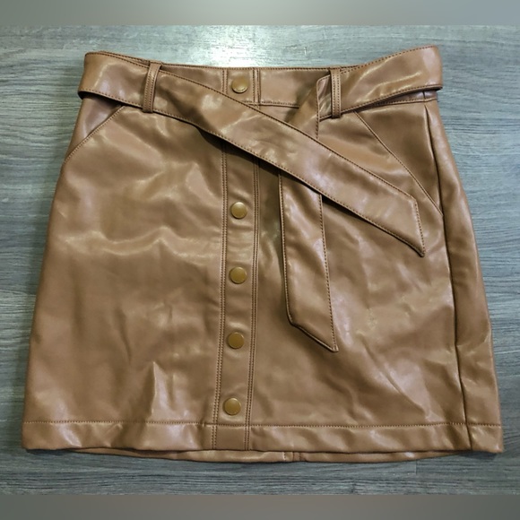 Abercrombie & Fitch Dresses & Skirts - ✨ Abercrombie & Fitch | Faux Leather Skirt